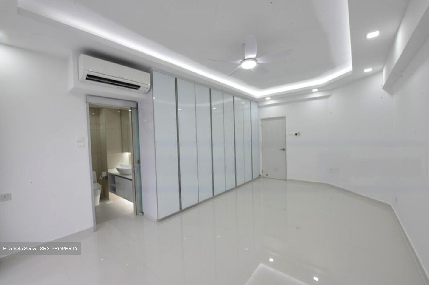 Hawaii Tower (D15), Condominium #501993811